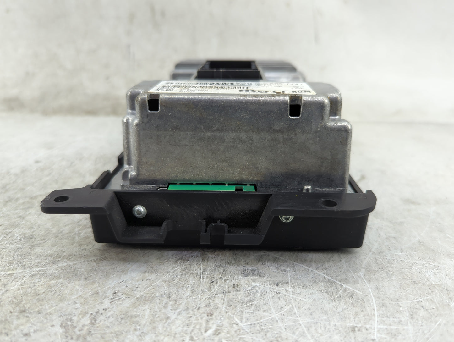2020 Chrysler Voyager Radio AM FM Cd Player Receiver Replacement P/N:68428471AC RCPDAP17-0277-A1, VP2 7 RU NA SXM Fits OEM U