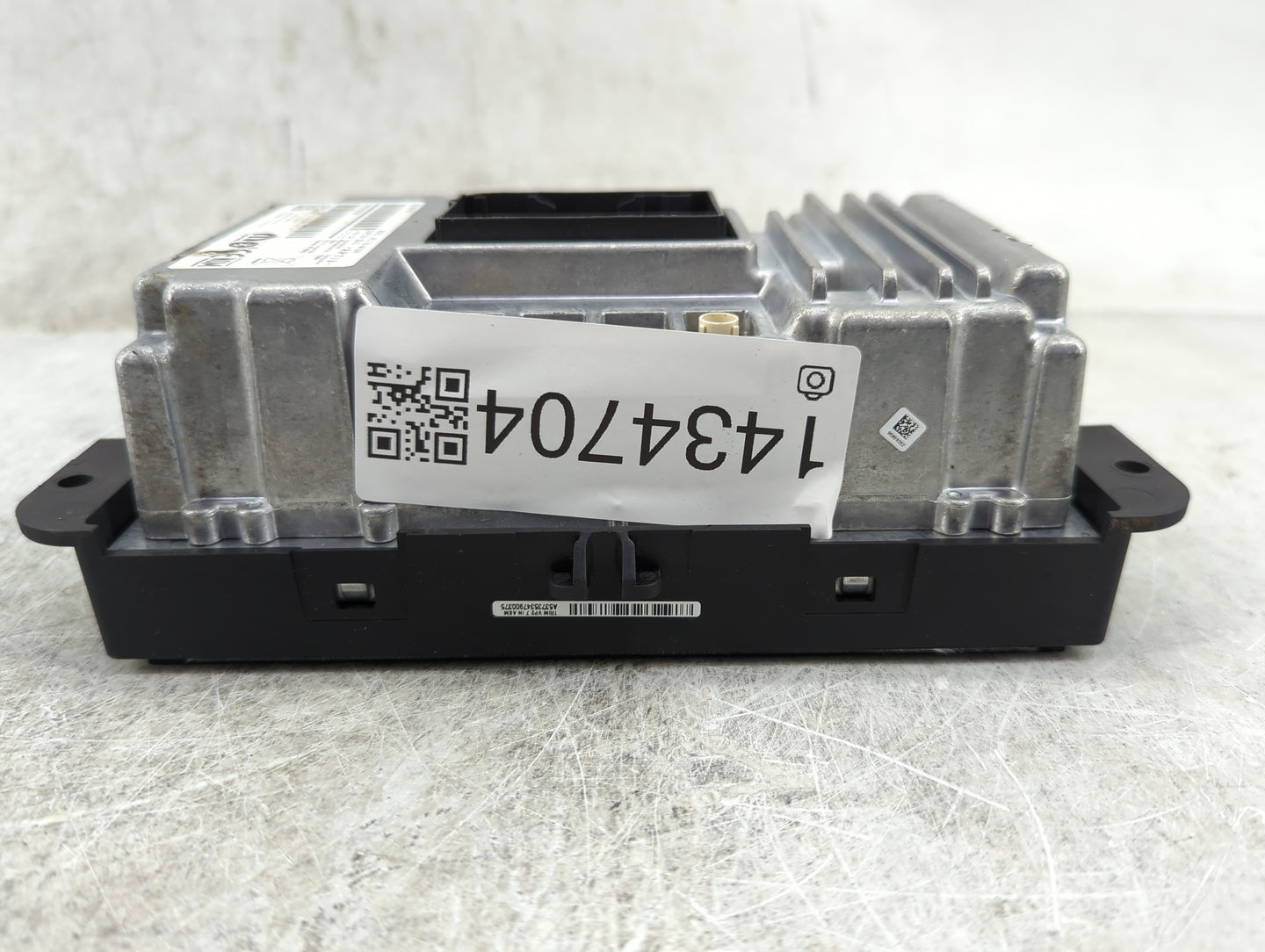 2020 Chrysler Voyager Radio AM FM Cd Player Receiver Replacement P/N:68428471AC RCPDAP17-0277-A1, VP2 7 RU NA SXM Fits OEM U