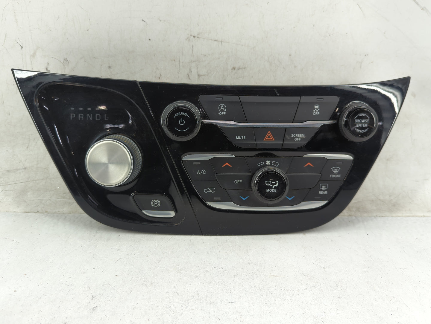 2020 Chrysler Voyager Climate Control Module Temperature AC/Heater Replacement P/N:P6EV411X8AB 68240089AL Fits Fits 2018 201