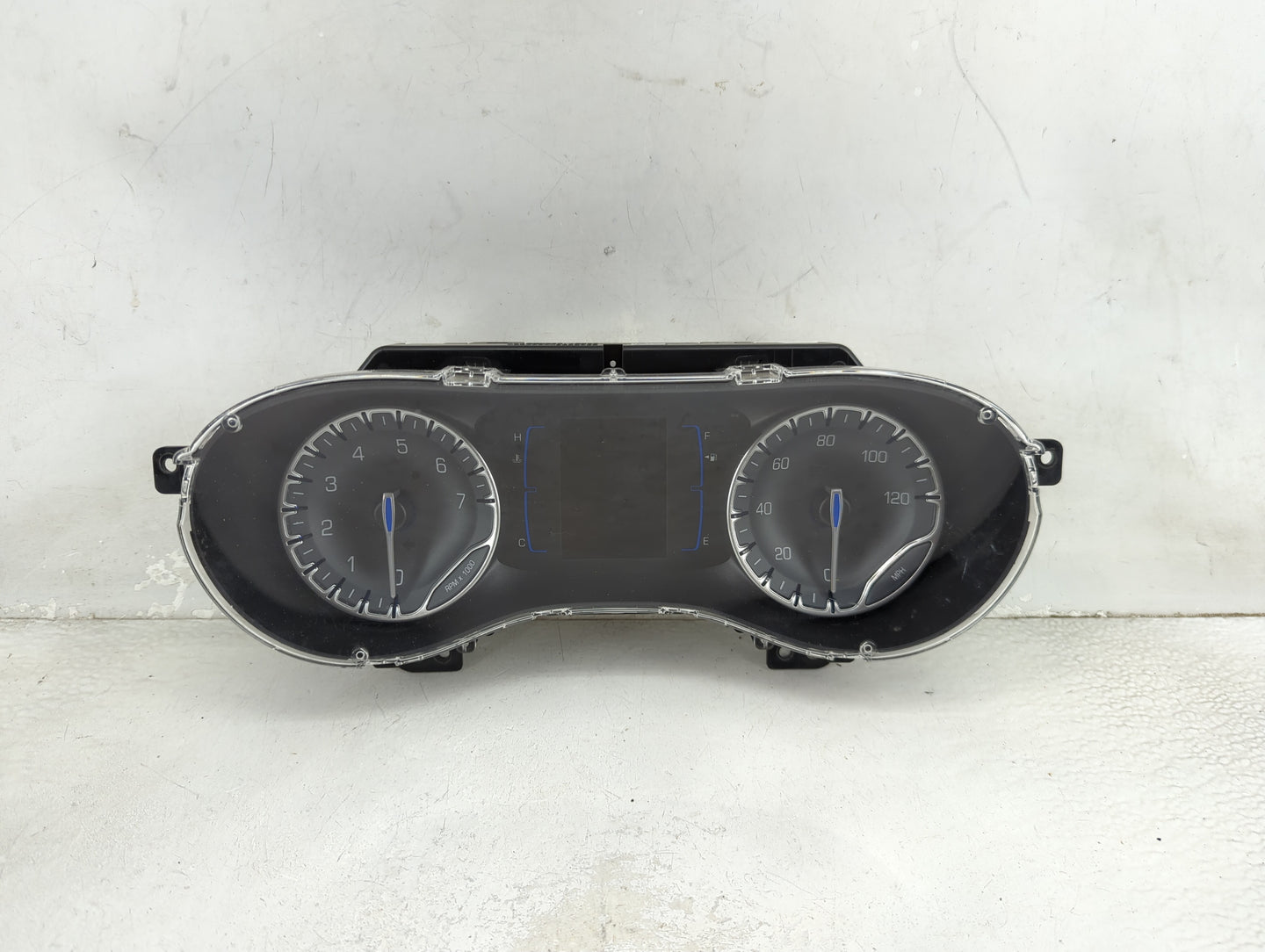 2020 Chrysler Voyager Instrument Cluster Speedometer Gauges P/N:68436235AD CR-0046-301-MR-CDAD Miles:157K Fits OEM Used Auto
