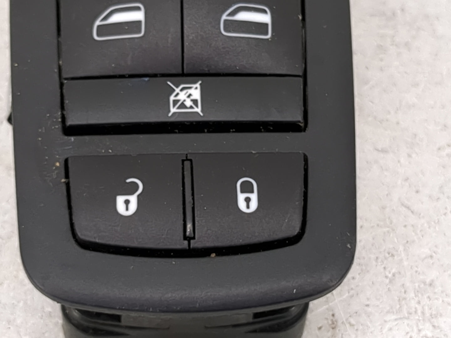 2020-2022 Chrysler Voyager Master Power Window Switch Replacement Driver Side Left P/N:10123670 Fits OEM Used Auto Parts - O