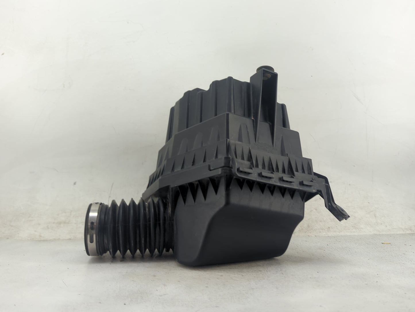2020-2022 Chrysler Voyager Air Cleaner Intake-duct Hose Tube 1476801 - Oemusedautoparts1.com