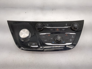 2020 Chrysler Voyager Climate Control Module Temperature AC/Heater Replacement P/N:P6UX651X8AA Fits OEM Used Auto Parts - Oe