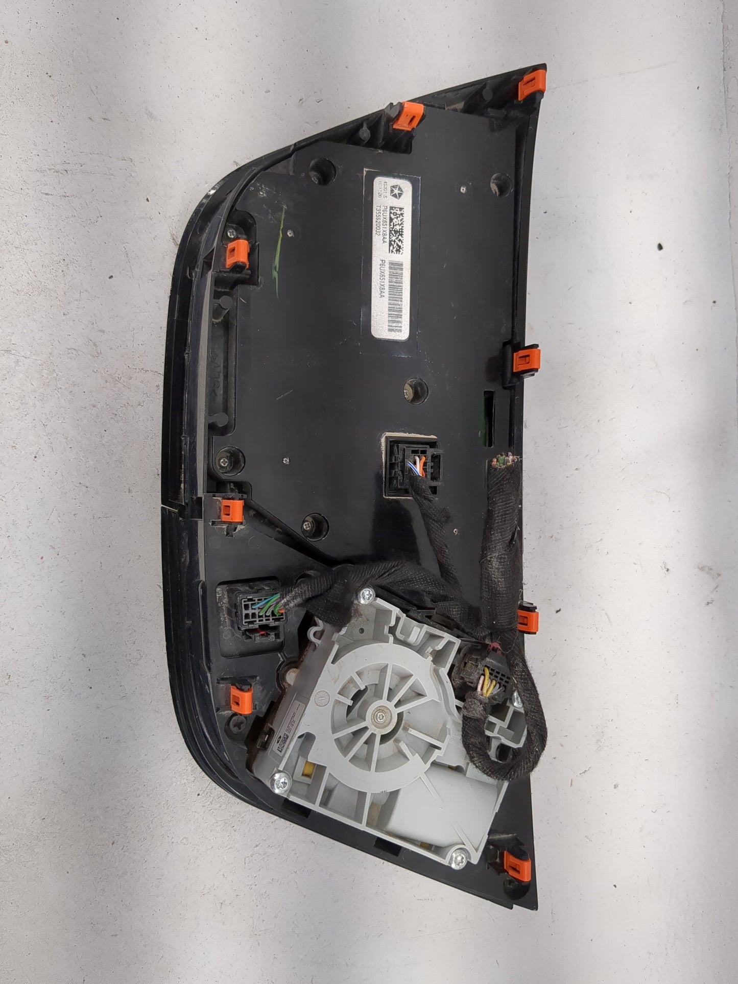 2020 Chrysler Voyager Climate Control Module Temperature AC/Heater Replacement P/N:P6UX651X8AA Fits OEM Used Auto Parts - Oe