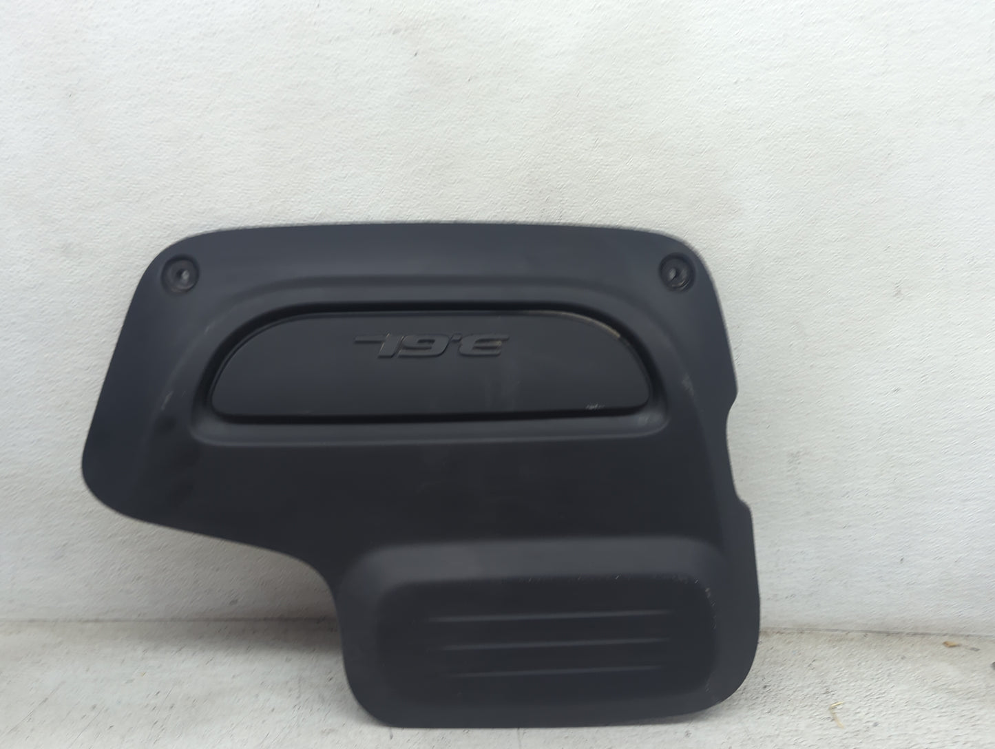 2020 Chrysler Voyager Engine Cover 1479160 - Oemusedautoparts1.com