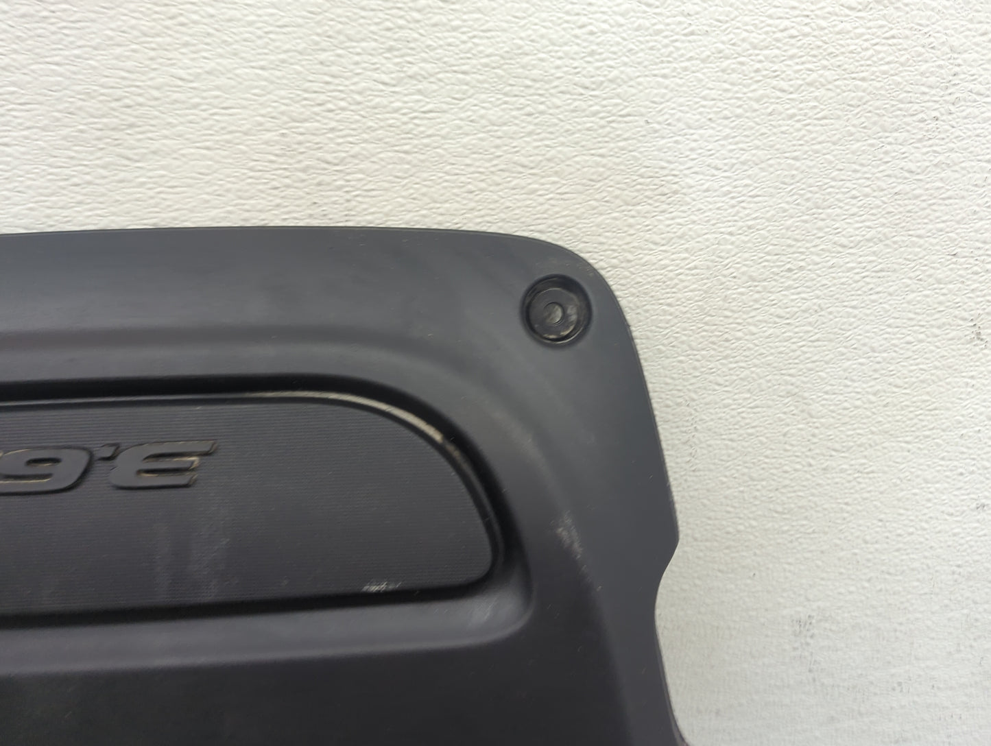 2020 Chrysler Voyager Engine Cover 1479160 - Oemusedautoparts1.com