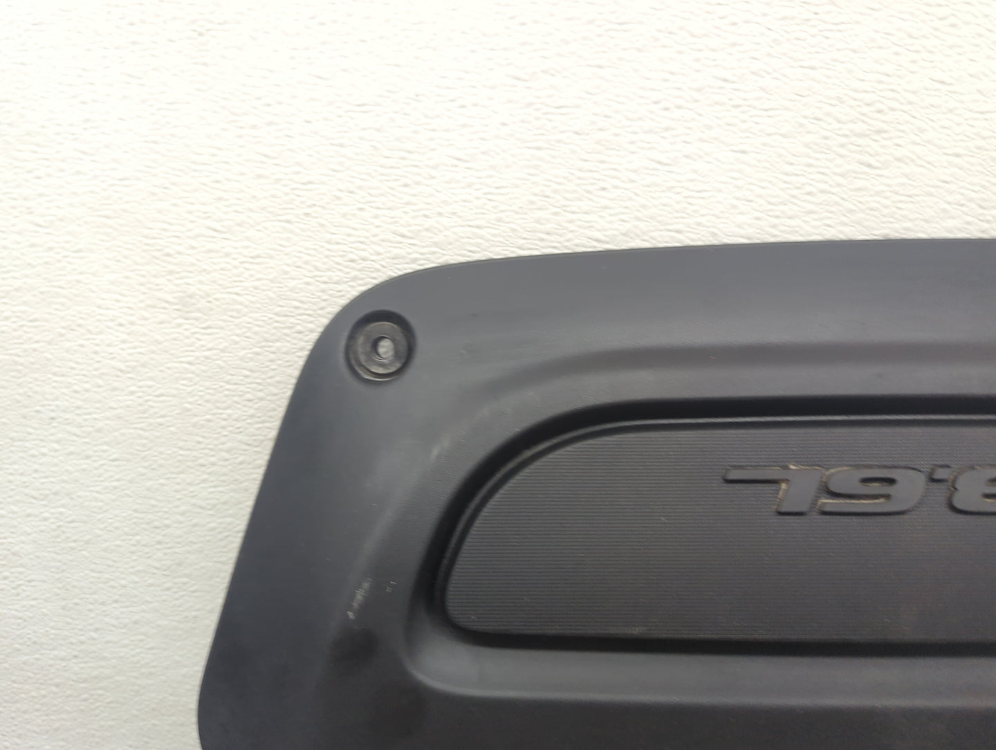 2020 Chrysler Voyager Engine Cover 1479160 - Oemusedautoparts1.com