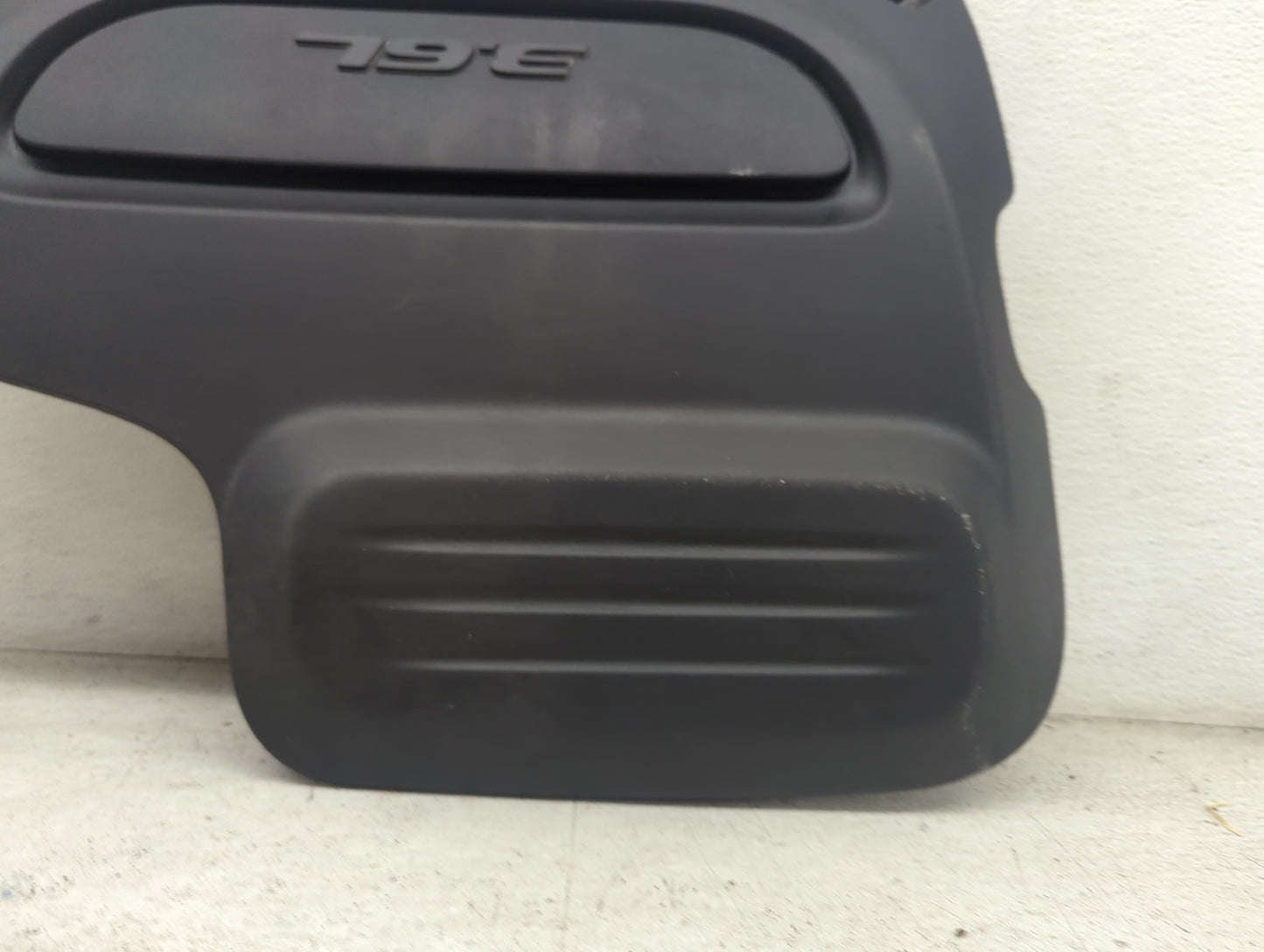 2020 Chrysler Voyager Engine Cover 1479160 - Oemusedautoparts1.com