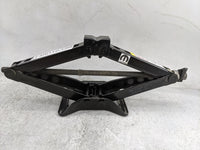 2020 Chrysler Voyager Spare Scissor Car Jack Black - Oemusedautoparts1.com
