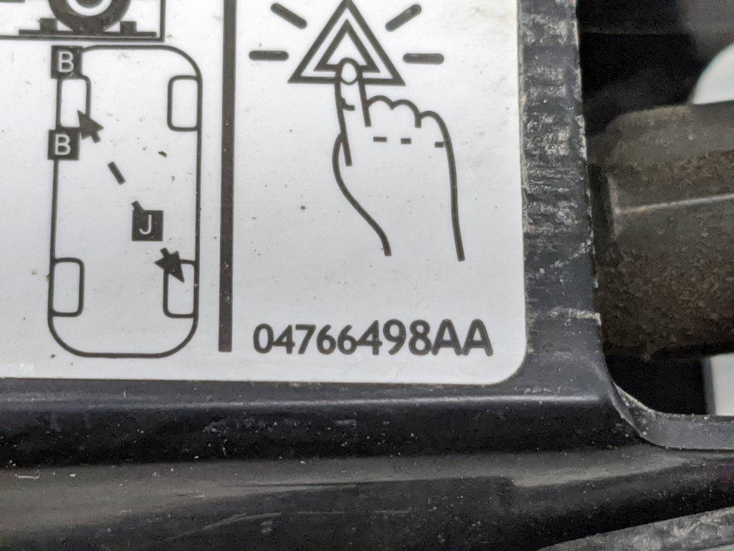 2020 Chrysler Voyager Spare Scissor Car Jack Black - Oemusedautoparts1.com