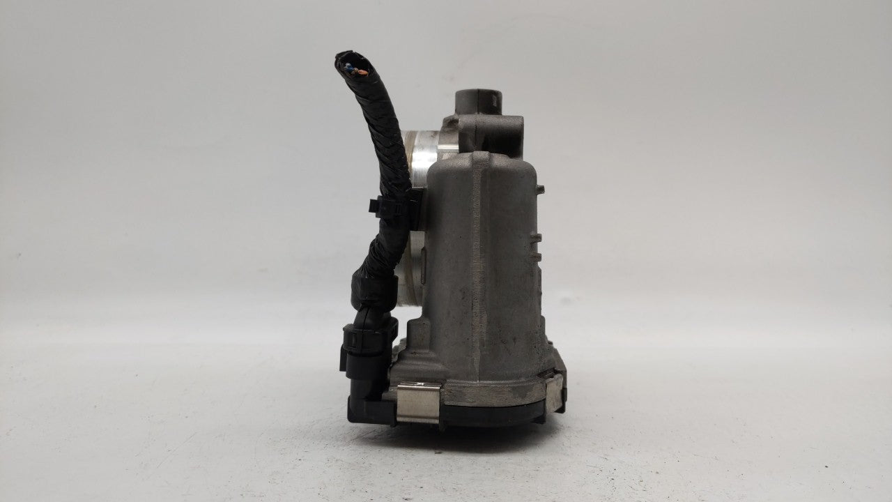 2020 Chrysler Voyager Throttle Body P/N:05184349AF 05184349AD, 05184349AB Fits Fits 2011 2012 2013 2014 2015 2016 2017 2018 