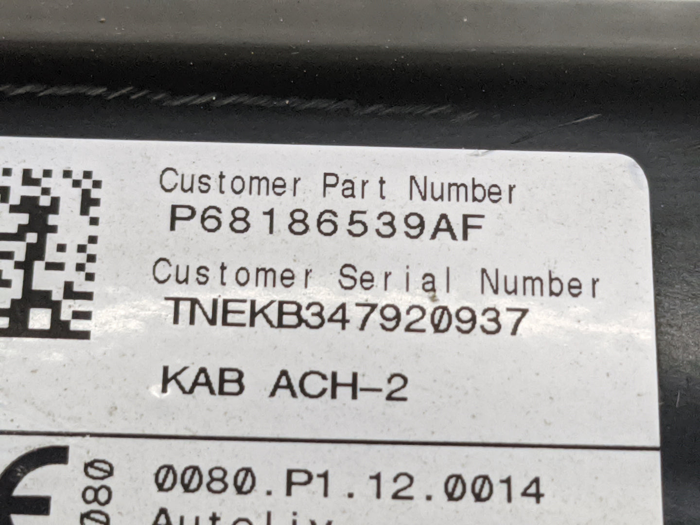 2020-2022 Chrysler Voyager Air Bag Passenger Right Knee OEM P/N:P68186539AF TNEKB347920937 Fits Fits 2017 2018 2019 2020 202