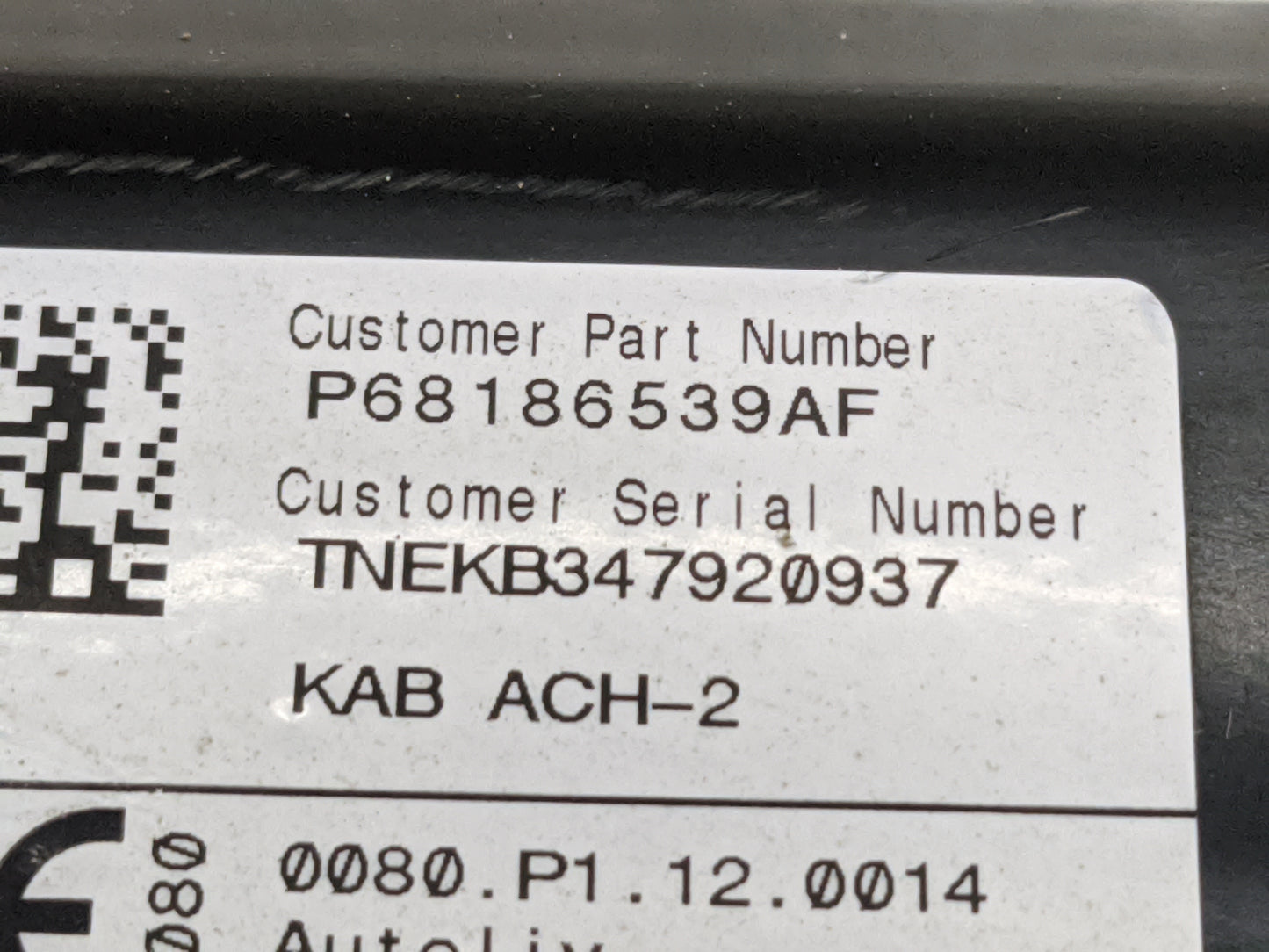 2020-2022 Chrysler Voyager Air Bag Passenger Right Knee OEM P/N:P68186539AF TNEKB347920937 Fits Fits 2017 2018 2019 2020 202
