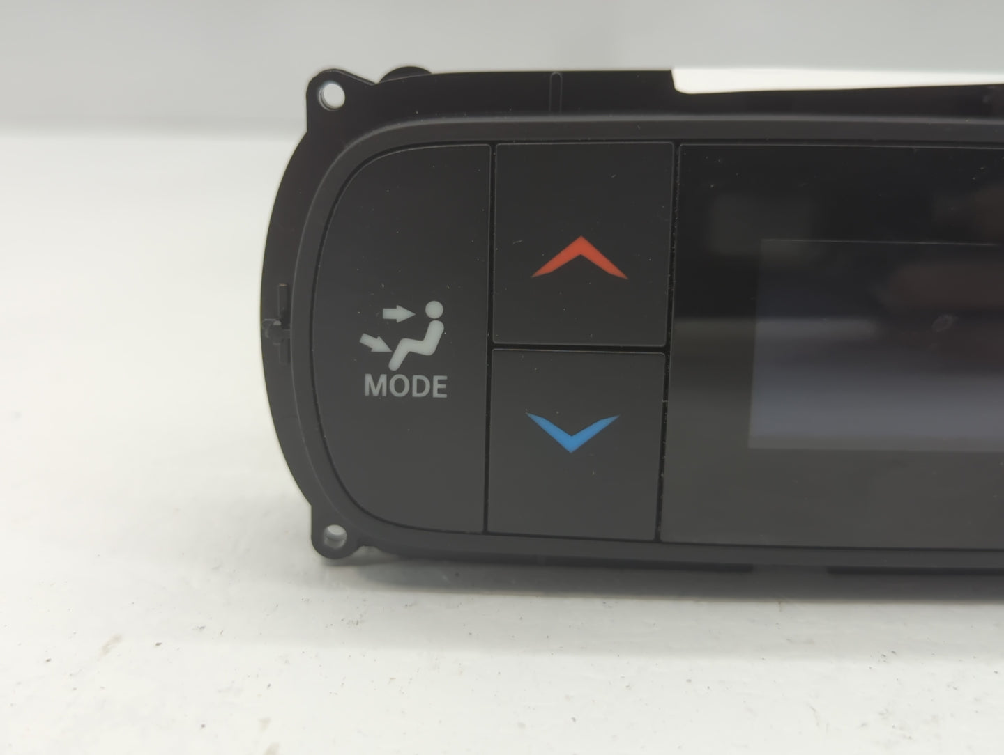2020-2022 Chrysler Voyager Climate Control Module Temperature AC/Heater Replacement P/N:P6WL29PD2AA Fits Fits 2020 2021 2022