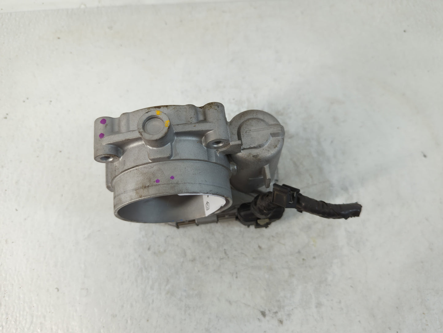 2020-2022 Chrysler Voyager Throttle Body P/N:20230718 677012 Fits Fits 2011 2012 2013 2014 2015 2016 2017 2018 2019 2020 202