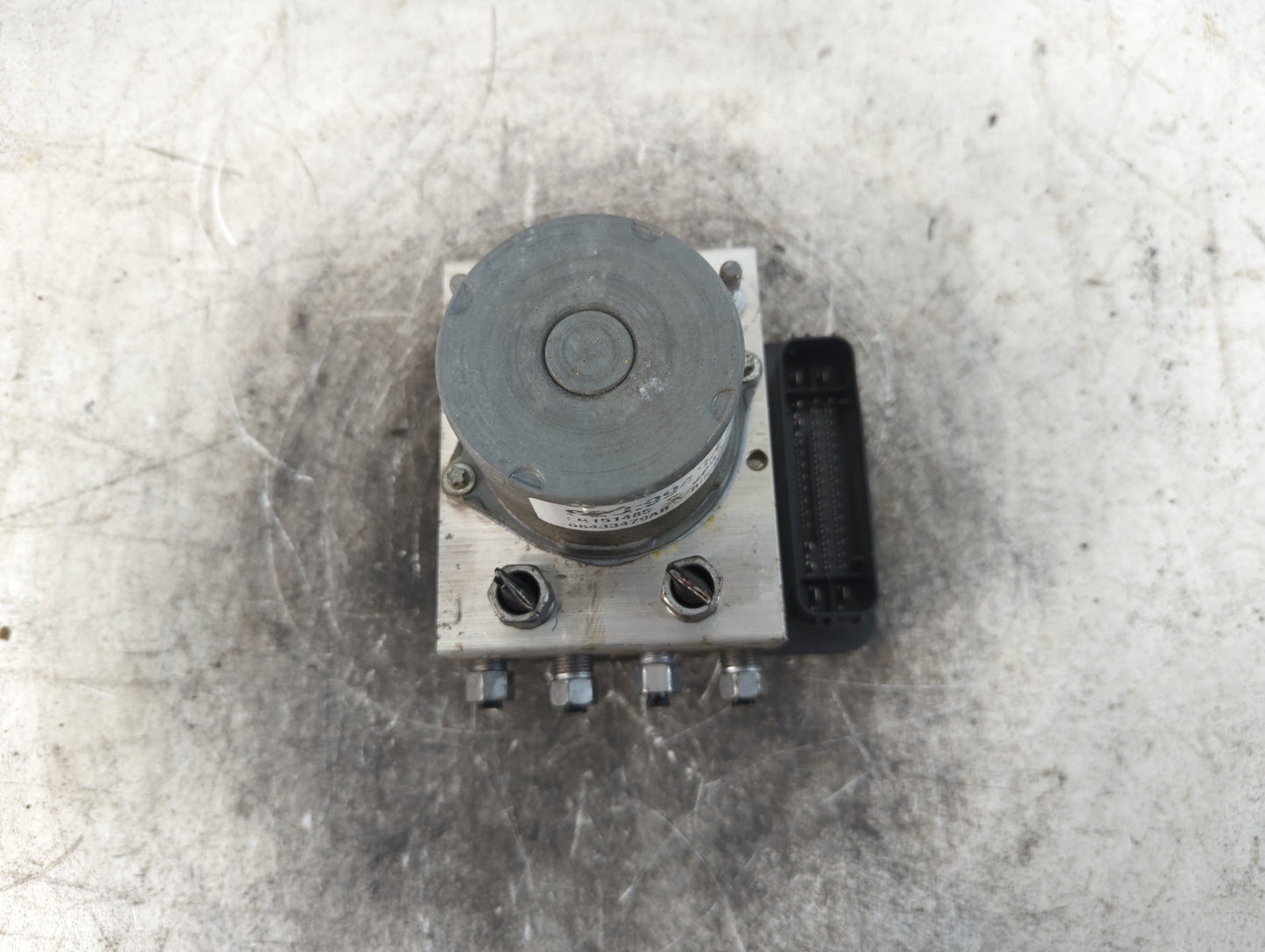 2020 Chrysler Voyager ABS Pump Control Module Replacement P/N:68433479AB Fits Fits 2019 OEM Used Auto Parts - Oemusedautopar