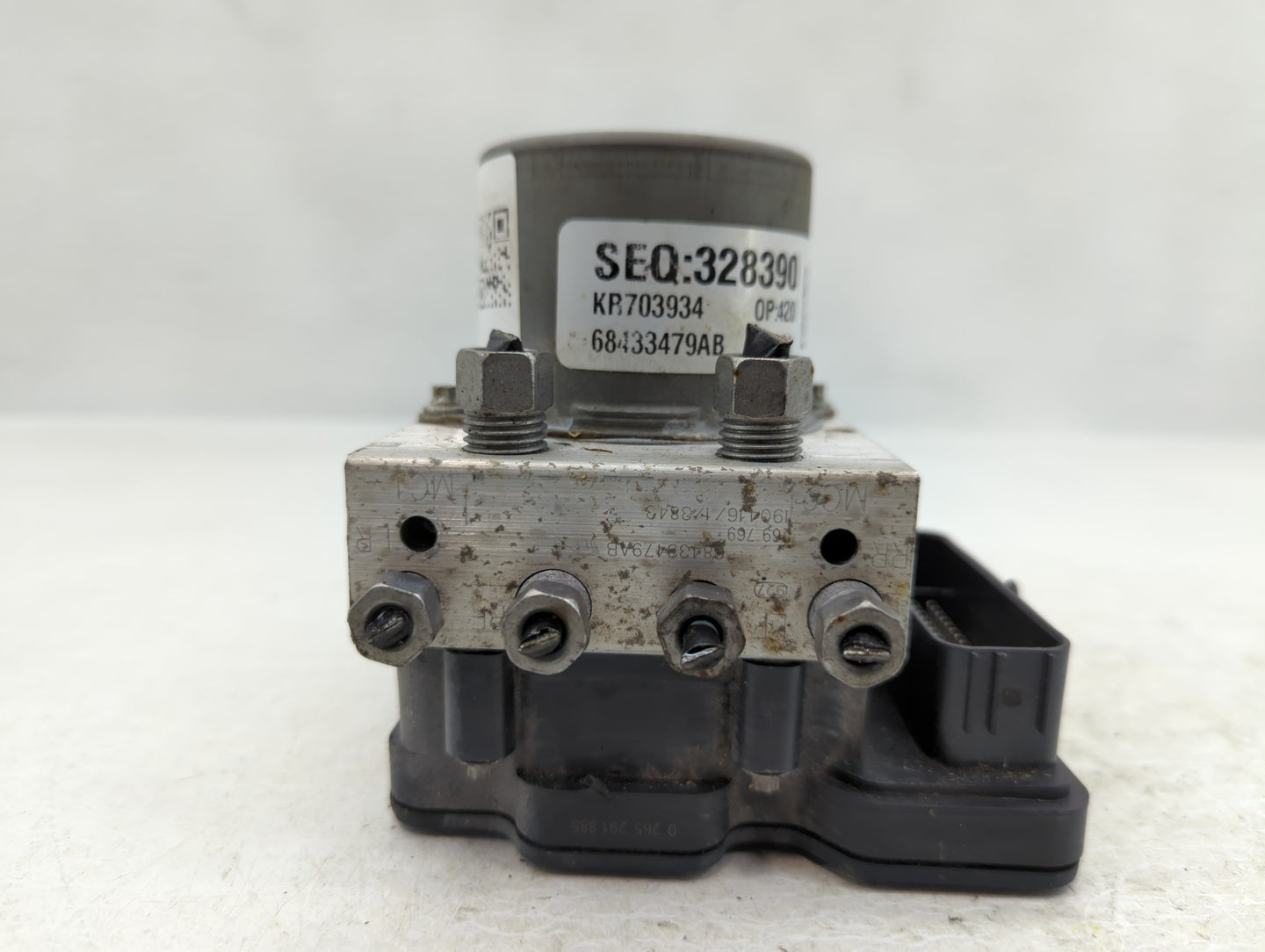 2020 Chrysler Voyager ABS Pump Control Module Replacement P/N:68433479AB Fits Fits 2019 OEM Used Auto Parts - Oemusedautopar