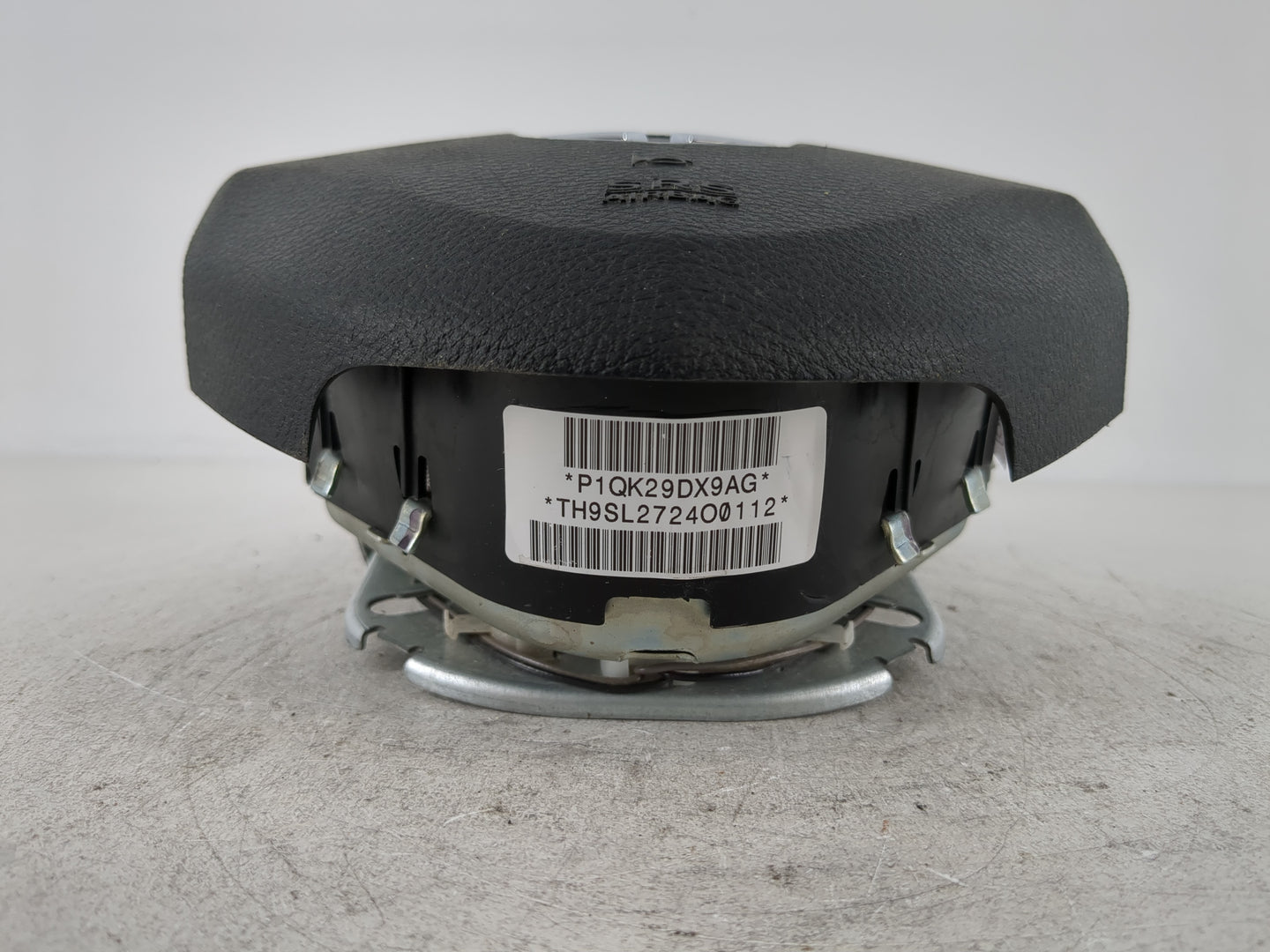 2020 Dodge Caravan Air Bag Driver Left Steering Wheel Mounted P/N:P1QK29DX9AG Fits Fits 2013 2014 2015 2016 2017 2018 2019 O