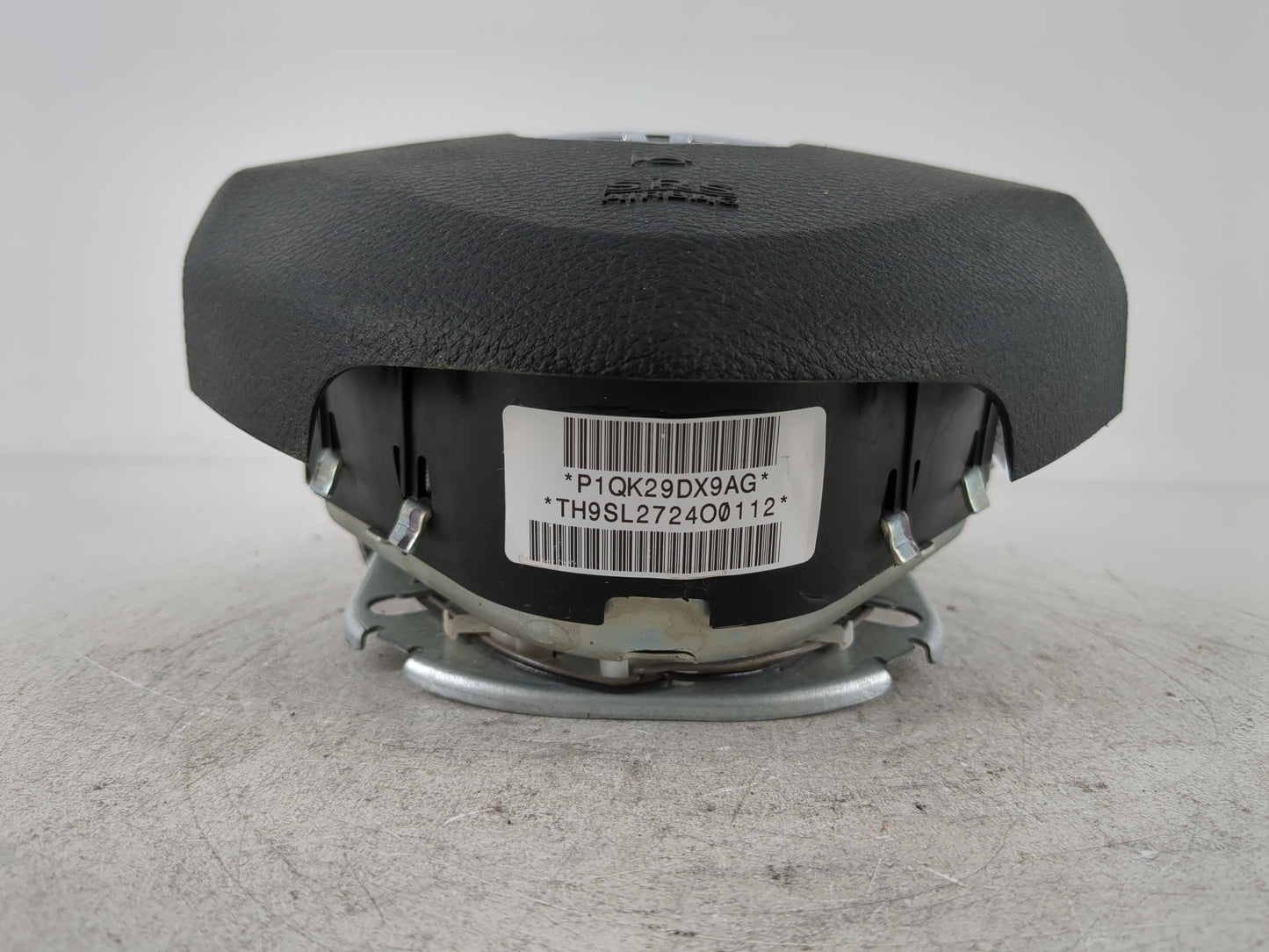 2020 Dodge Caravan Air Bag Driver Left Steering Wheel Mounted P/N:P1QK29DX9AG Fits Fits 2013 2014 2015 2016 2017 2018 2019 O