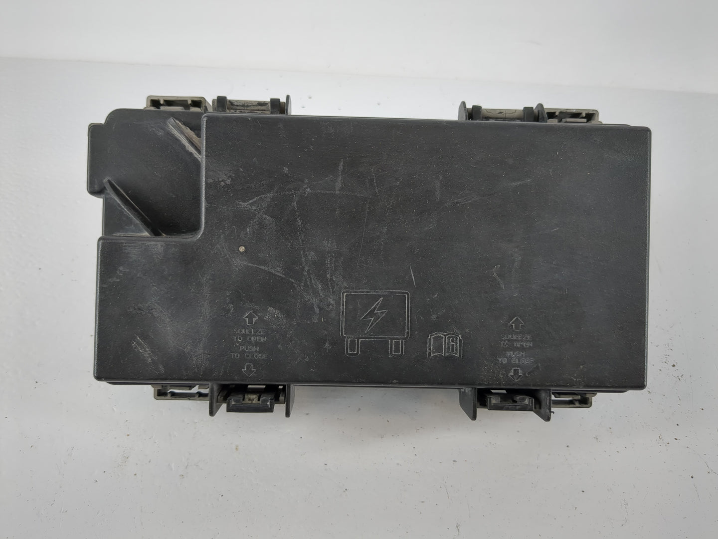 Dodge Caravan Fusebox Fuse Box Relay Module Tipm 68239606aa - Oemusedautoparts1.com