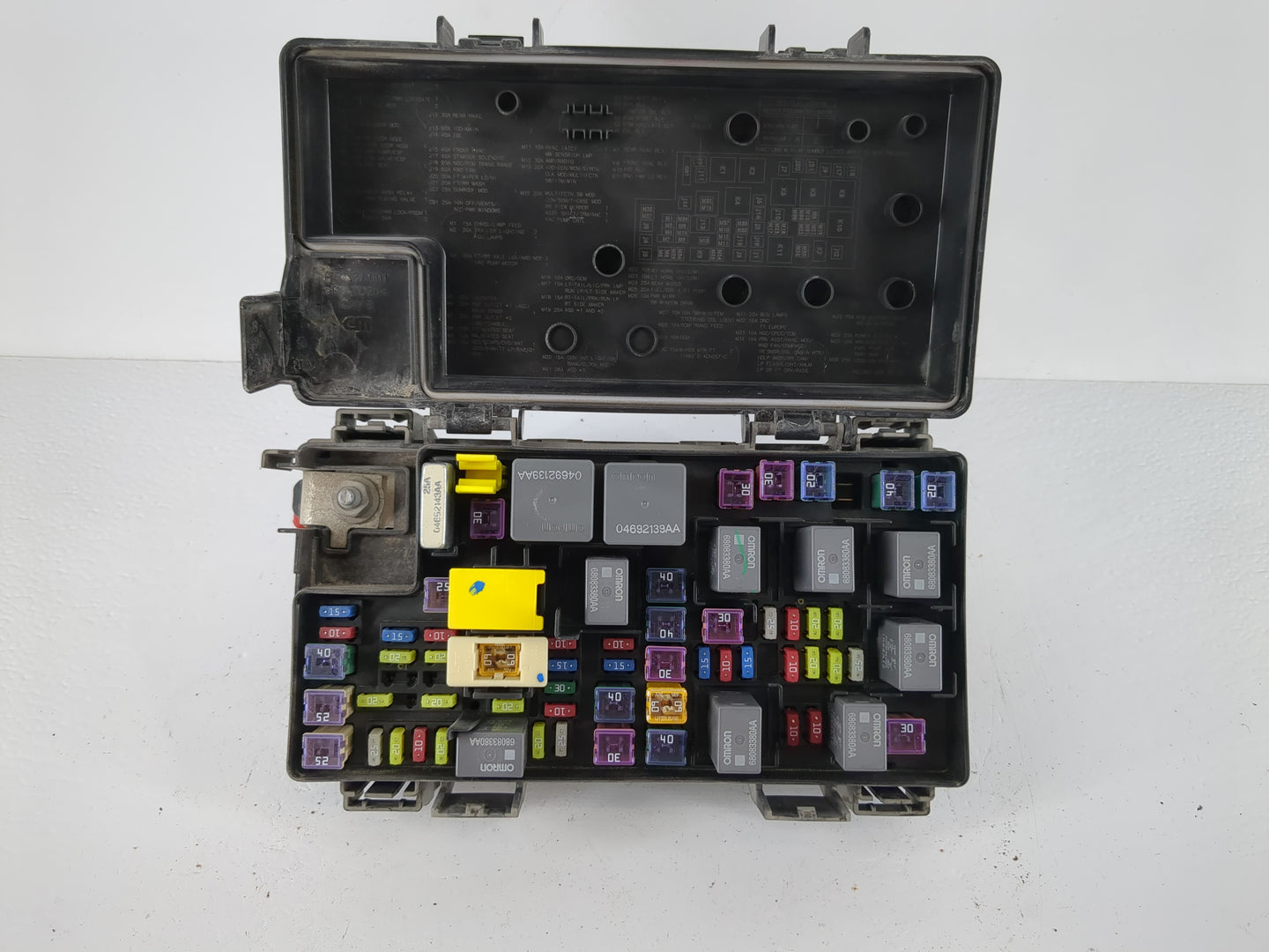 Dodge Caravan Fusebox Fuse Box Relay Module Tipm 68239606aa - Oemusedautoparts1.com