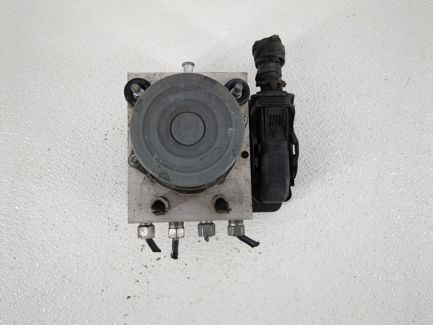 2020 Dodge Caravan ABS Pump Control Module Replacement P/N:P68183803AC Fits Fits 2015 2016 2017 2018 2019 OEM Used Auto Part