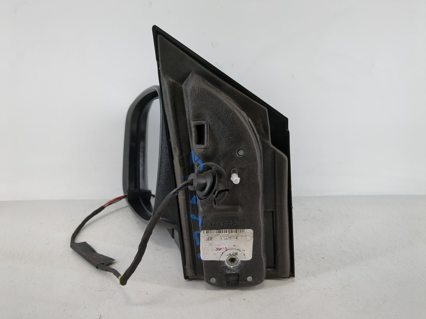 2020 Dodge Caravan Driver Side View Mirror - Left Door Mirror OEM Used - Oemusedautoparts1.com
