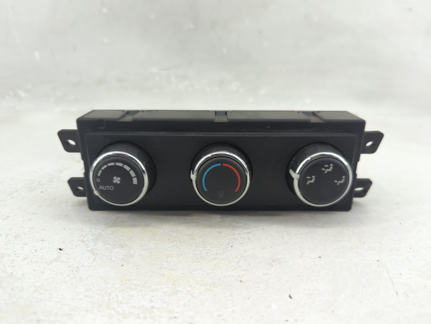 2020 Dodge Caravan Climate Control Module Temperature AC/Heater Replacement P/N:P55111240AI Fits OEM Used Auto Parts - Oemus