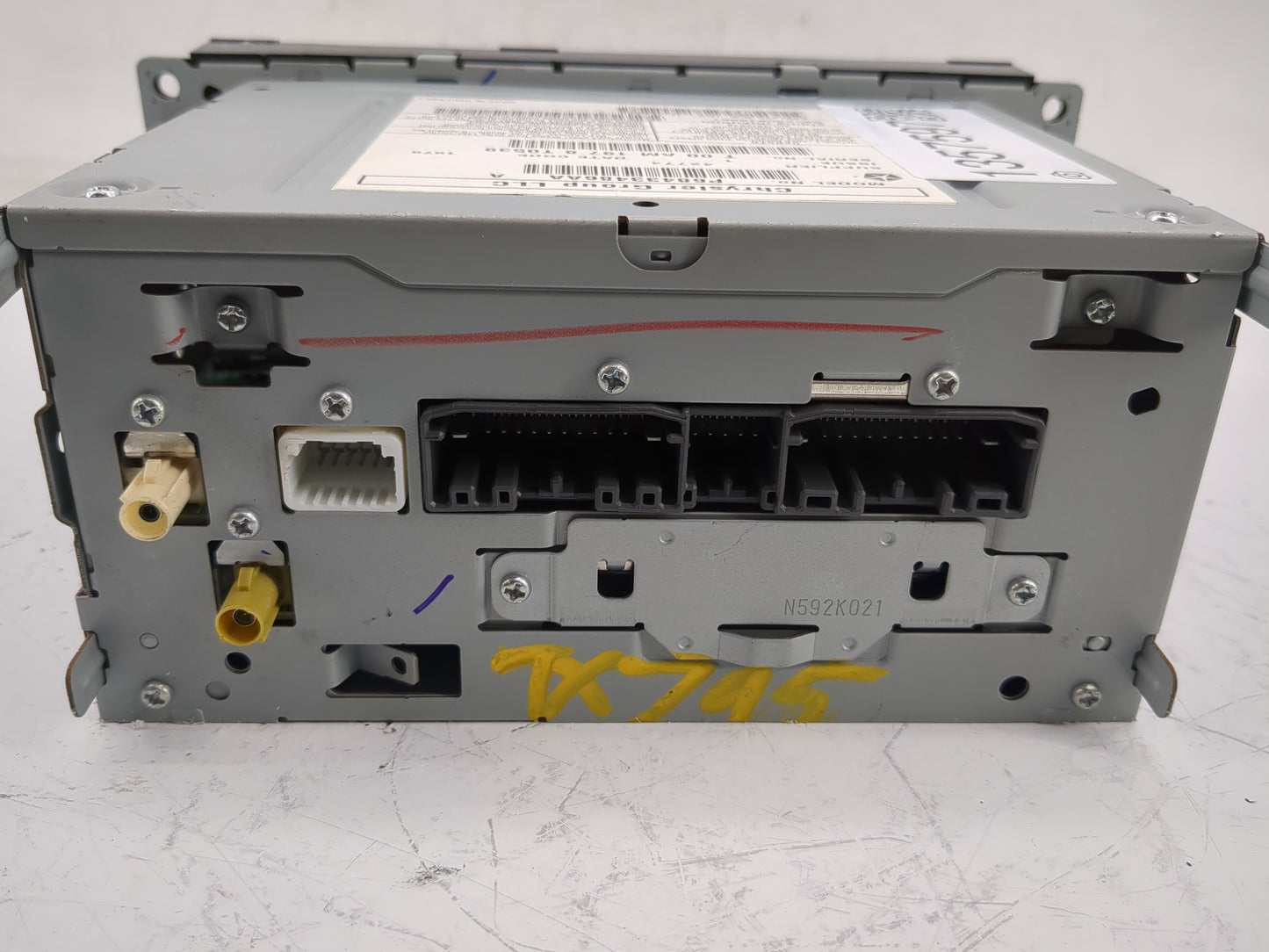 2020 Dodge Caravan Radio AM FM Cd Player Receiver Replacement P/N:P68433486AA P68433486AB Fits OEM Used Auto Parts - Oemused