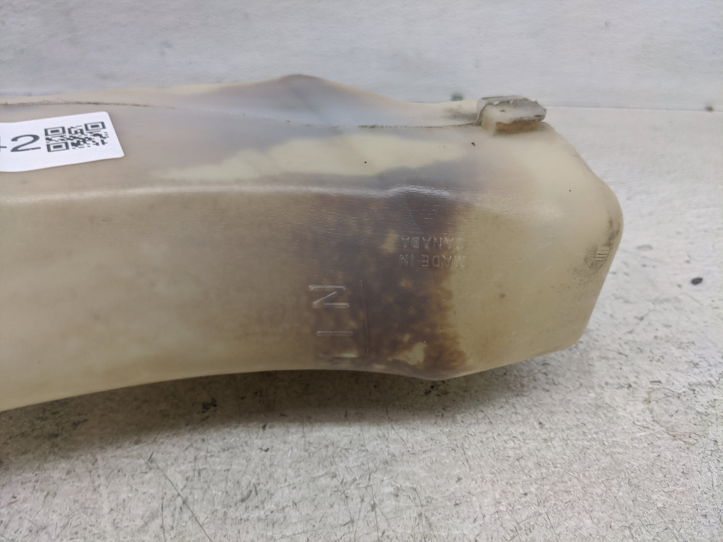 Dodge Caravan Windshield Washer Fluid Reservoir Bottle Oem - Oemusedautoparts1.com