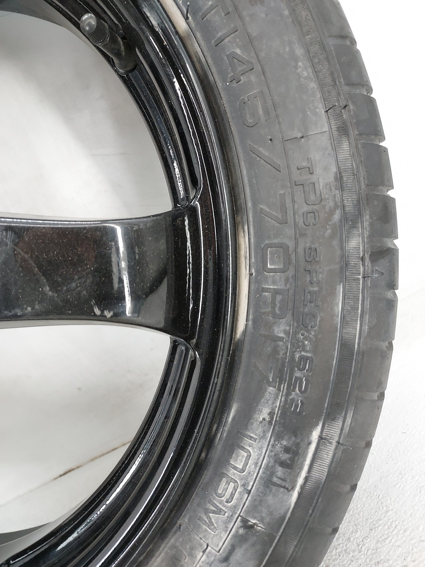 Dodge Caravan Spare Donut Tire Wheel Rim Oem 1420782 - Oemusedautoparts1.com