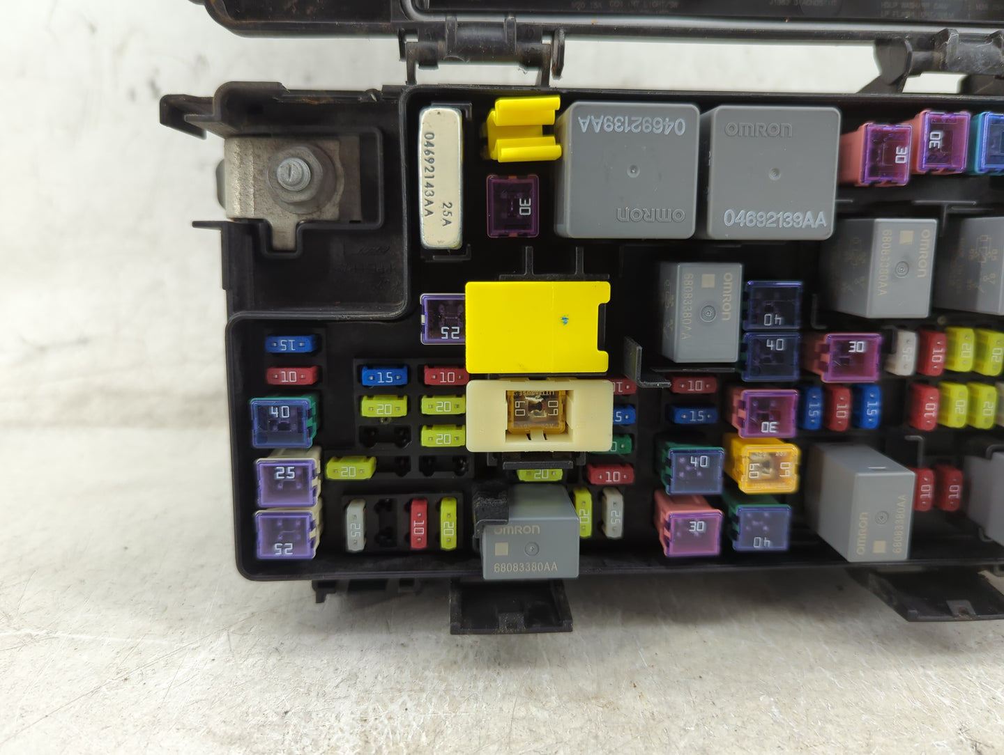 Dodge Caravan Fusebox Fuse Box Relay Module Tipm 68239606aa - Oemusedautoparts1.com