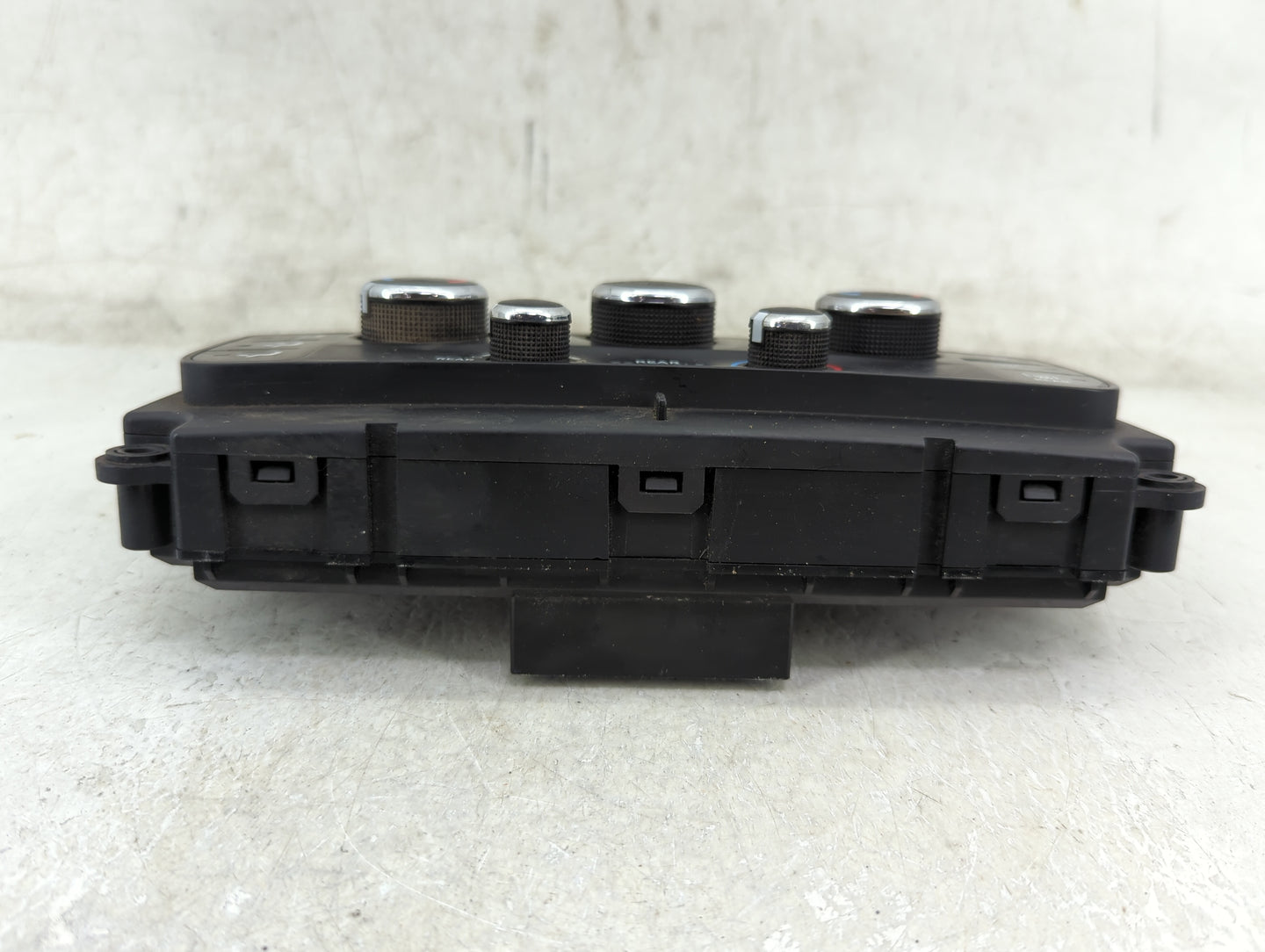 2020 Dodge Caravan Climate Control Module Temperature AC/Heater Replacement P/N:P68260538AA Fits OEM Used Auto Parts - Oemus