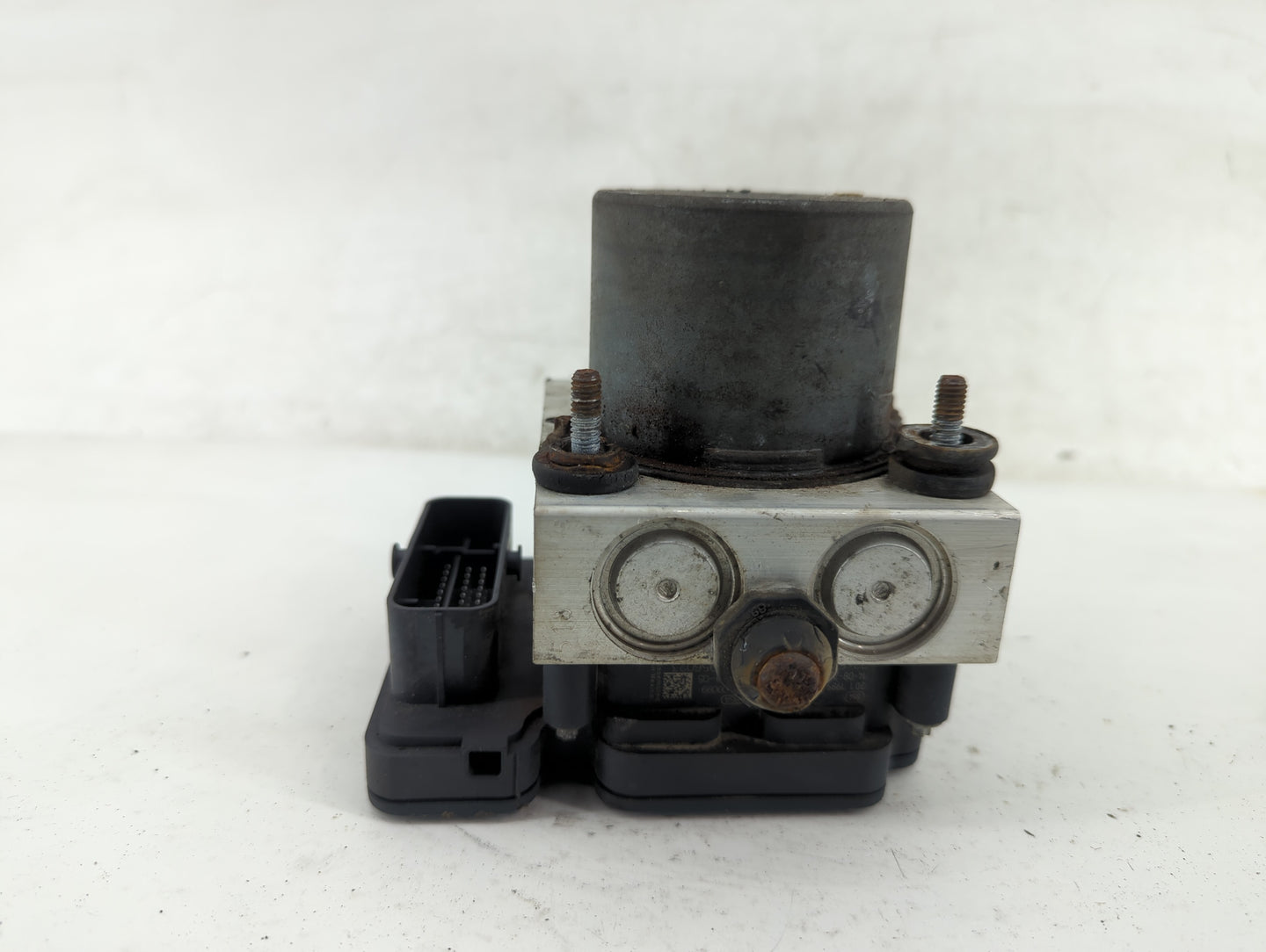 2020 Dodge Caravan ABS Pump Control Module Replacement P/N:P68183803AC Fits Fits 2015 2016 2017 2018 2019 OEM Used Auto Part
