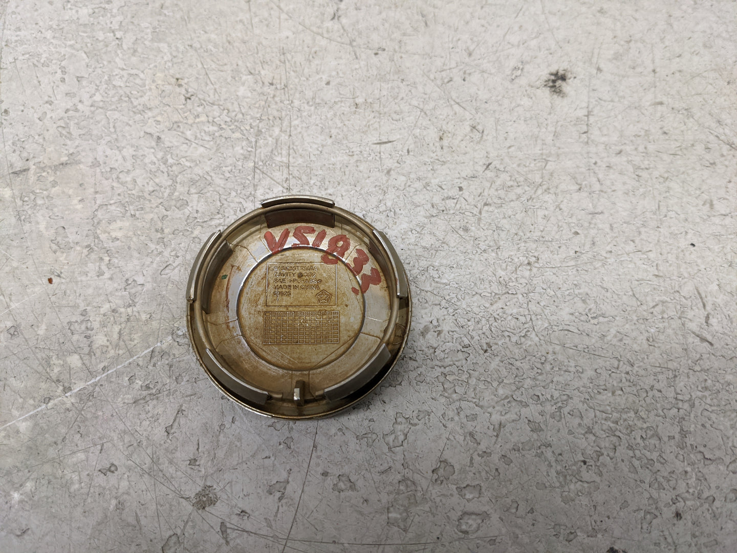 2020 Dodge Caravan Rim Wheel Center Cap Chrome 1481042 - Oemusedautoparts1.com