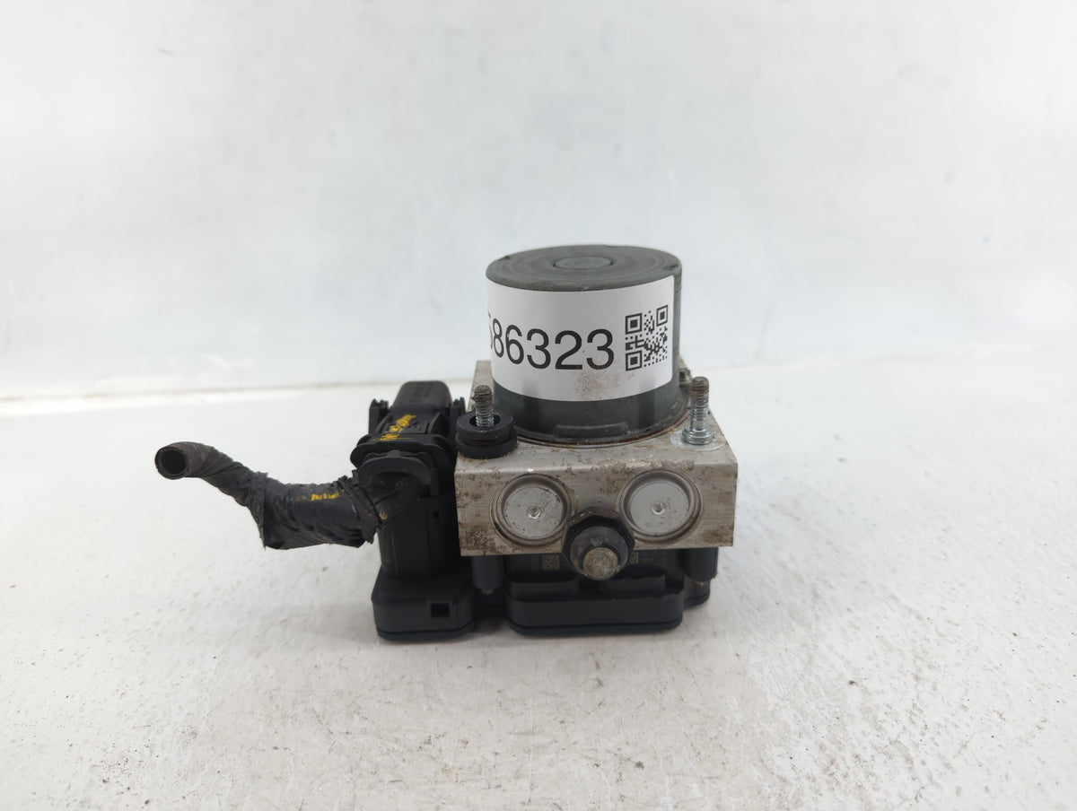2020 Dodge Caravan Anti-Lock Brake ABS Pump Module Actuator OEM P/N:P684431`867AA` Fits Fits 2015 2016 2017 2018 2019 OEM Us