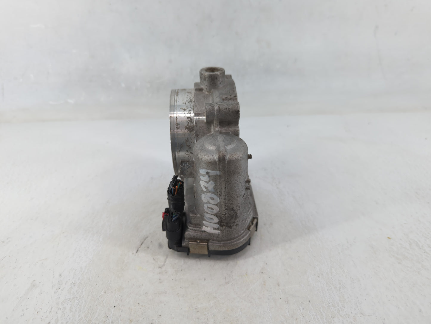 2020 Dodge Caravan Throttle Body P/N:05184349AE Fits Fits 2011 2012 2013 2014 2015 2016 2017 2018 2019 2021 2022 OEM Used Au