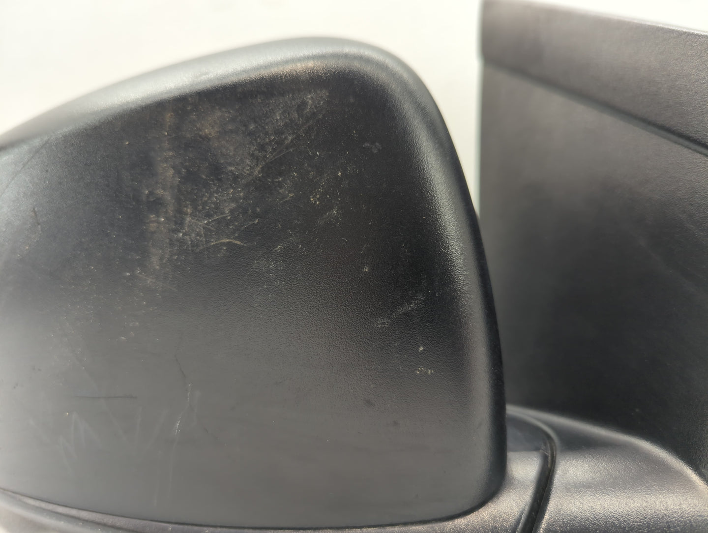 2020 Dodge Caravan Passenger Side View Mirror - Right Door Mirror OEM Used - Oemusedautoparts1.com