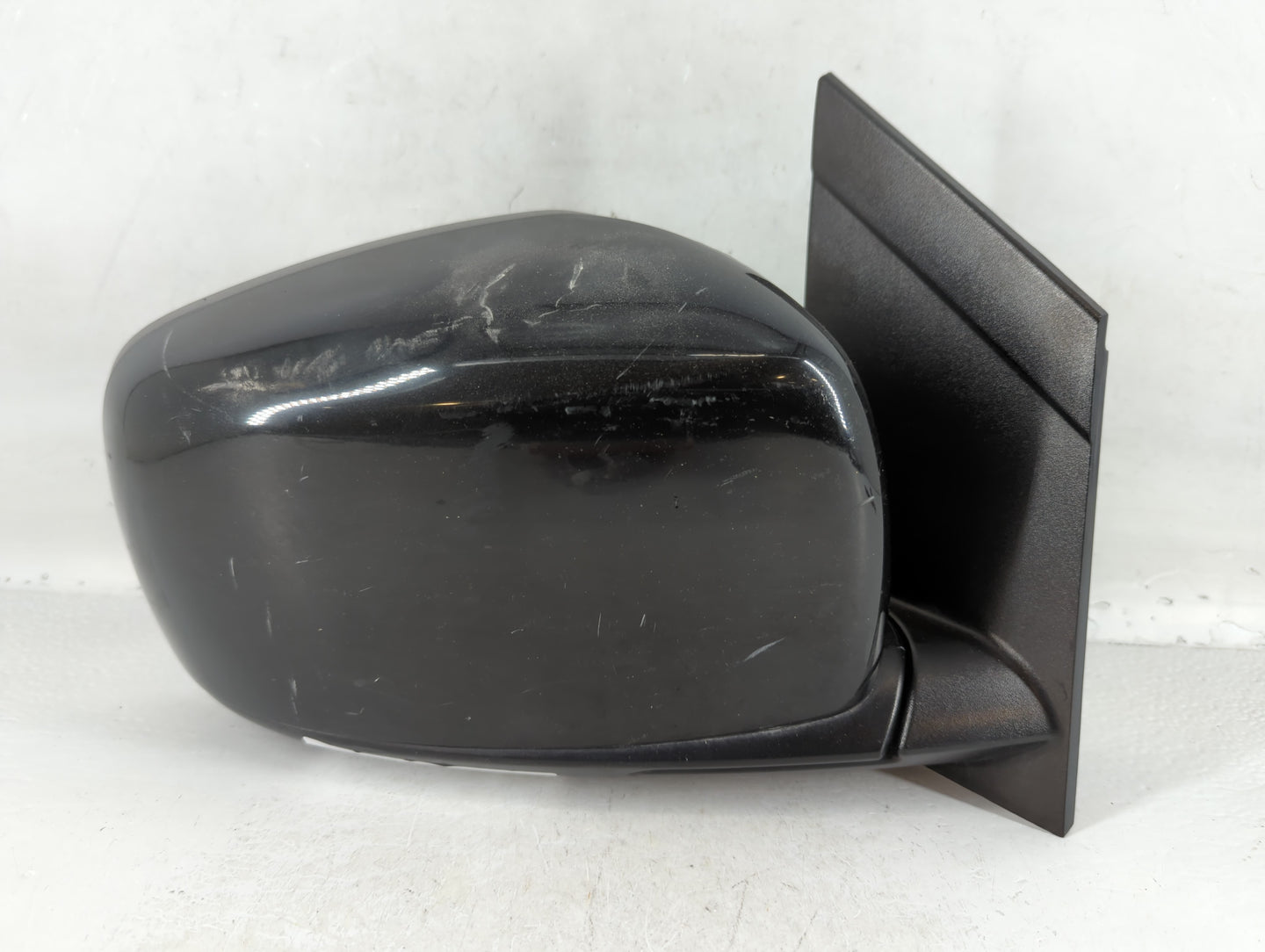 2020 Dodge Caravan Passenger Side View Mirror - Right Door Mirror OEM Used - Oemusedautoparts1.com