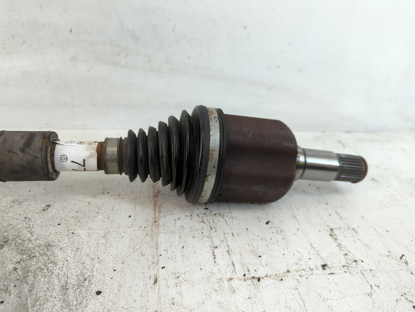 Dodge Caravan Axle Shaft Front Driver Cv C/v - Oemusedautoparts1.com
