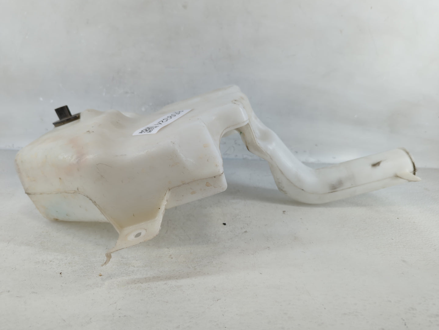 Dodge Caravan Windshield Washer Fluid Reservoir Bottle Oem - Oemusedautoparts1.com