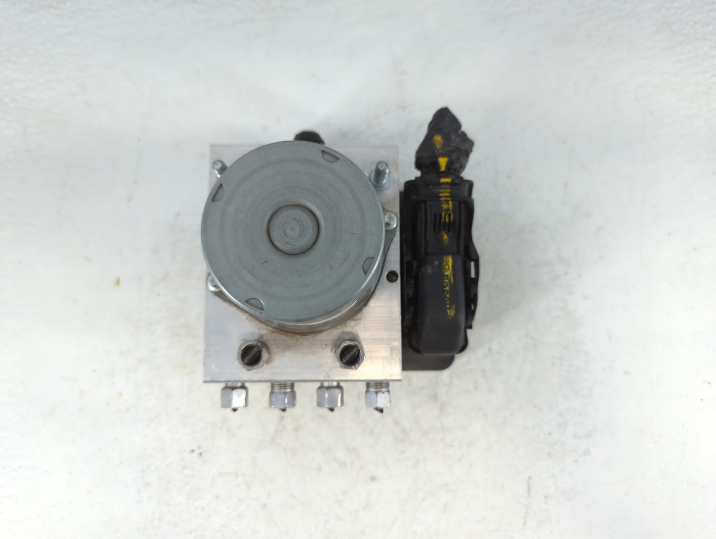 2020 Dodge Caravan ABS Pump Control Module Replacement P/N:P68443867AA Fits Fits 2015 2016 2017 2018 2019 OEM Used Auto Part