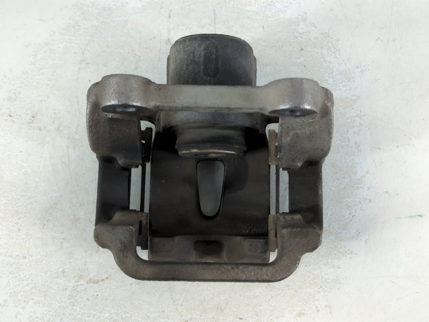 2018-2020 Dodge Challenger Front Passenger Right Brake Caliper - Oemusedautoparts1.com