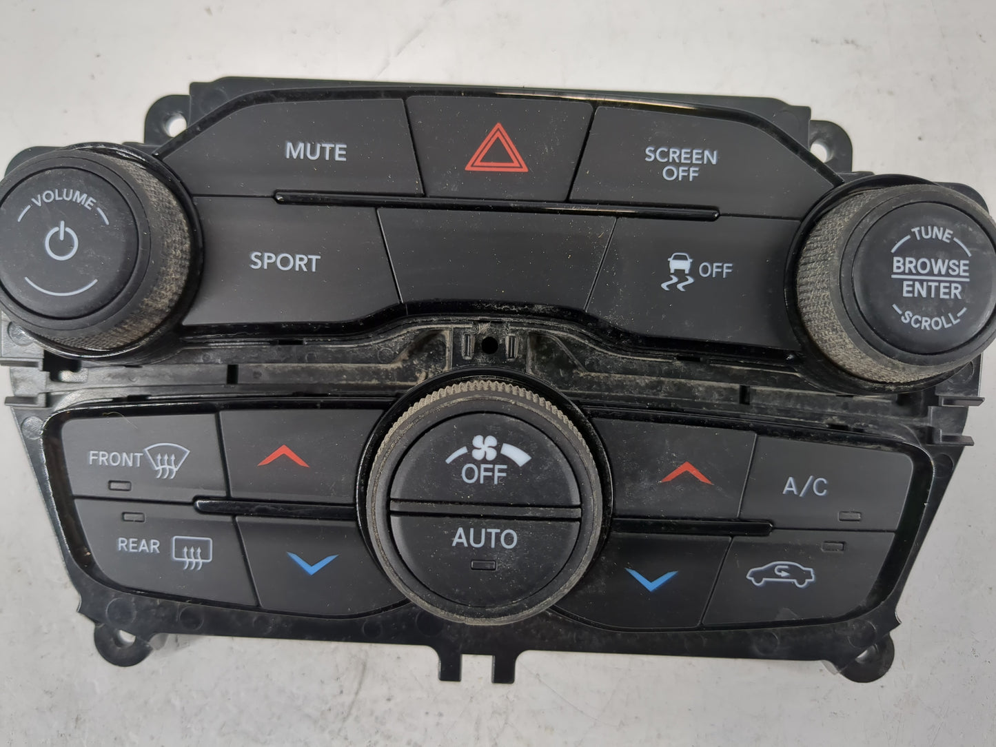 2019-2022 Dodge Challenger Climate Control Module Temperature AC/Heater Replacement P/N:68293606AE Fits Fits 2019 2020 2021 