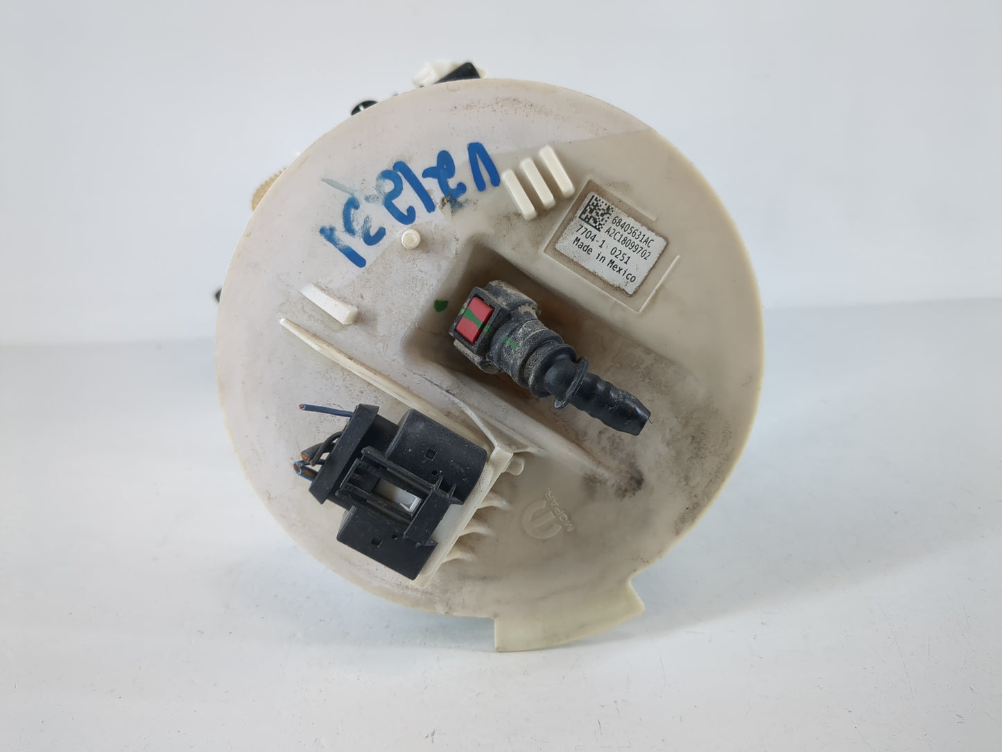 2020-2022 Dodge Challenger Electrical Gas Fuel Pump Assembly - Oemusedautoparts1.com