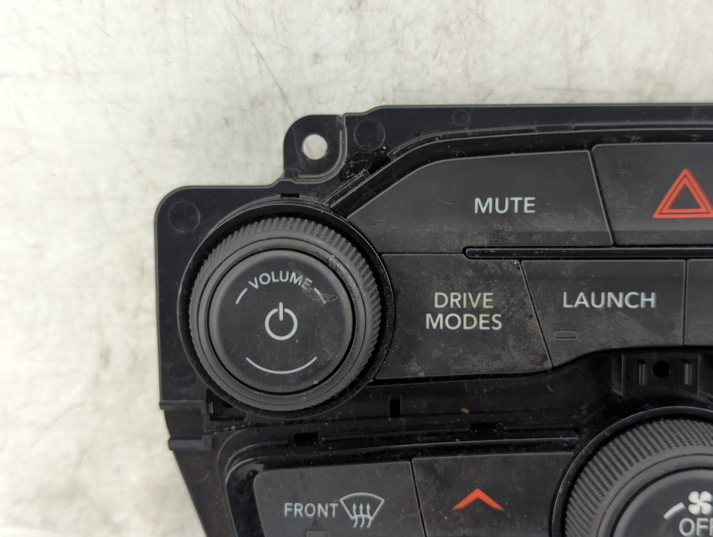 2019-2022 Dodge Challenger Climate Control Module Temperature AC/Heater Replacement P/N:P68415454AB 6TD481X8AA Fits OEM Used