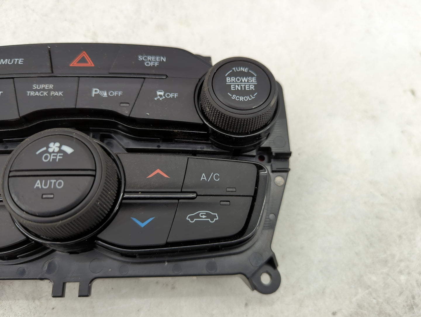 2020 Dodge Challenger Climate Control Module Temperature AC/Heater Replacement P/N:68293608AE 6TD481X8AA, P68293608AE Fits O