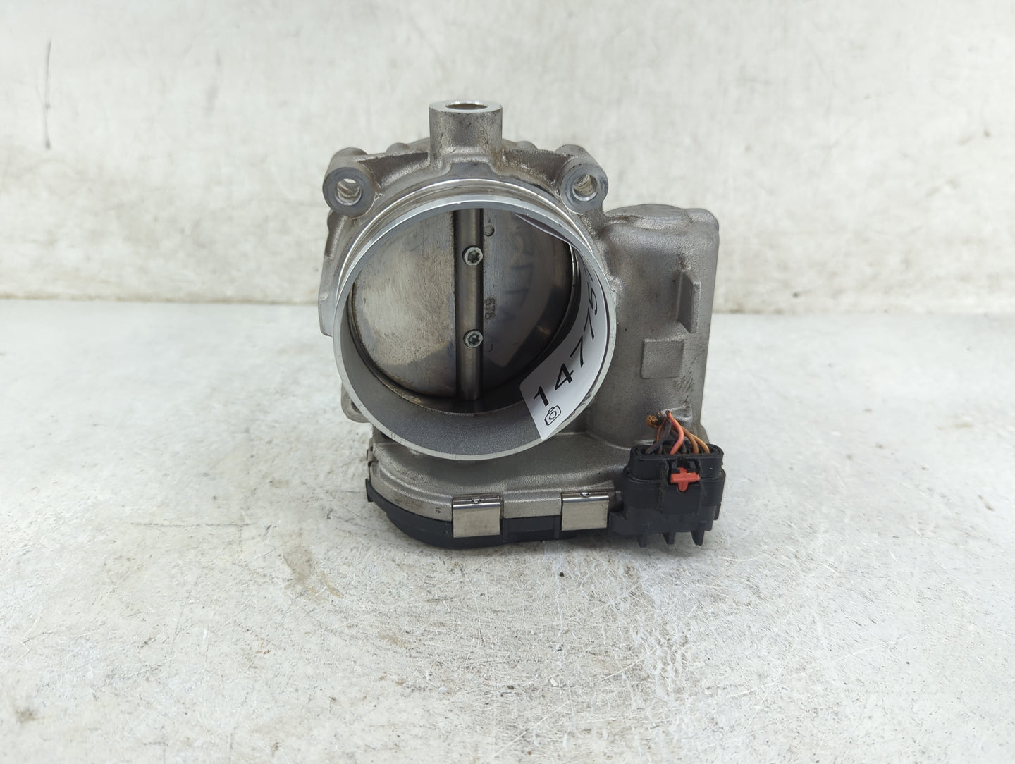 2011-2022 Dodge Challenger Throttle Body P/N:05184349AE 0280750770 Fits OEM Used Auto Parts - Oemusedautoparts1.com
