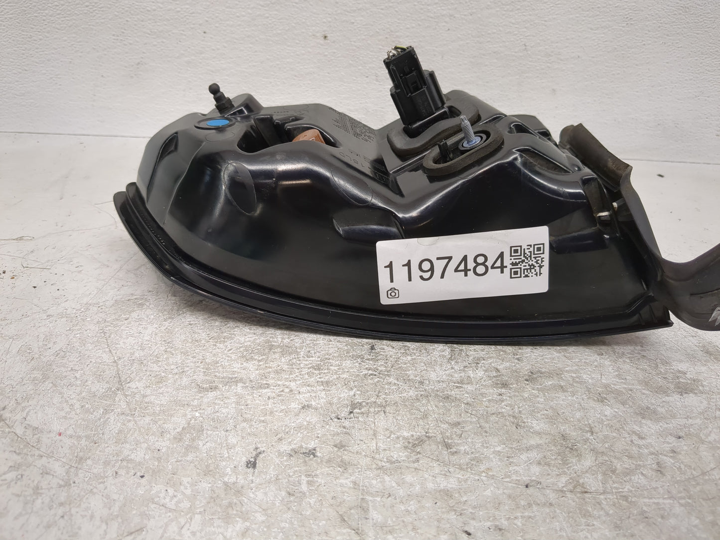 2015-2022 Dodge Charger Tail Light Assembly Driver Left OEM Fits Fits 2015 2016 2017 2018 2019 2020 2021 2022 OEM Used Auto 