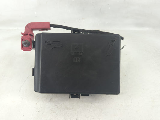 2019-2020 Dodge Charger Fusebox Fuse Box Panel Relay Module P/N:P68384404AC Fits Fits 2019 2020 OEM Used Auto Parts - Oemuse